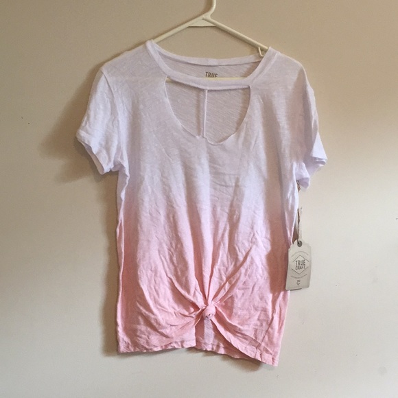 True Craft Tops - NWT True Craft knotted tee